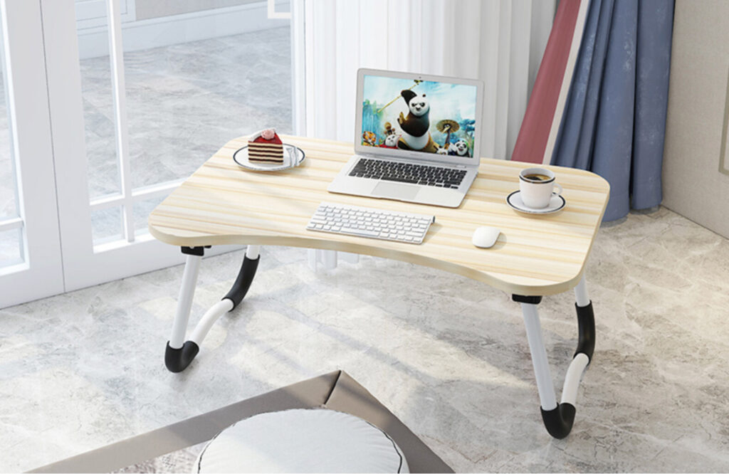Đồ dùng cần thiết khi ở trọ - Bàn học, bàn gấp mini