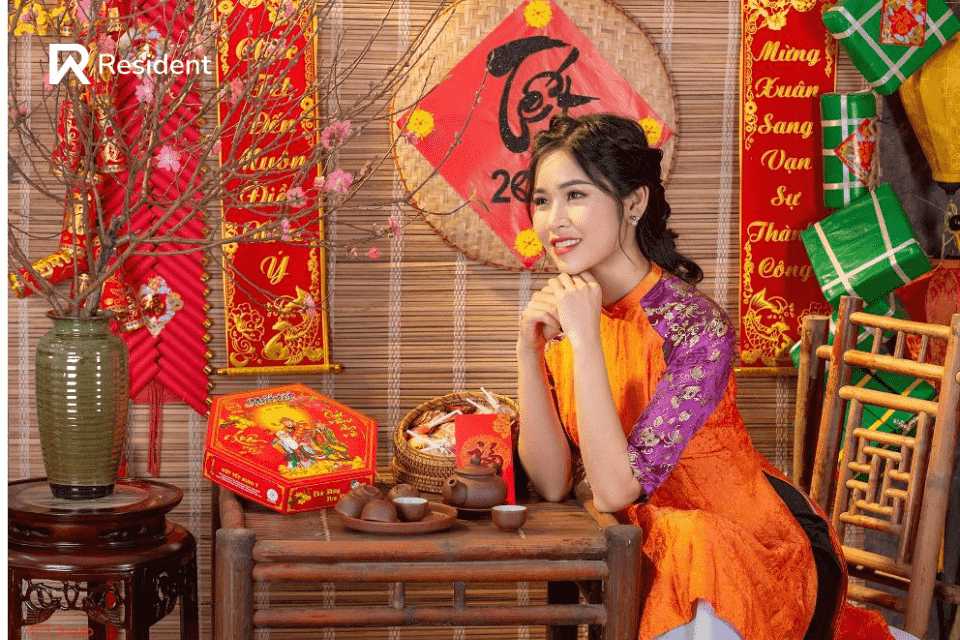 Mành trang trí nhà ngày Tết đơn giản