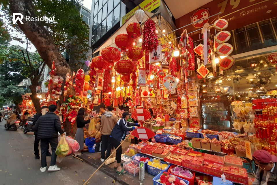 Đồ trang trí tết chợ Hàng Mã