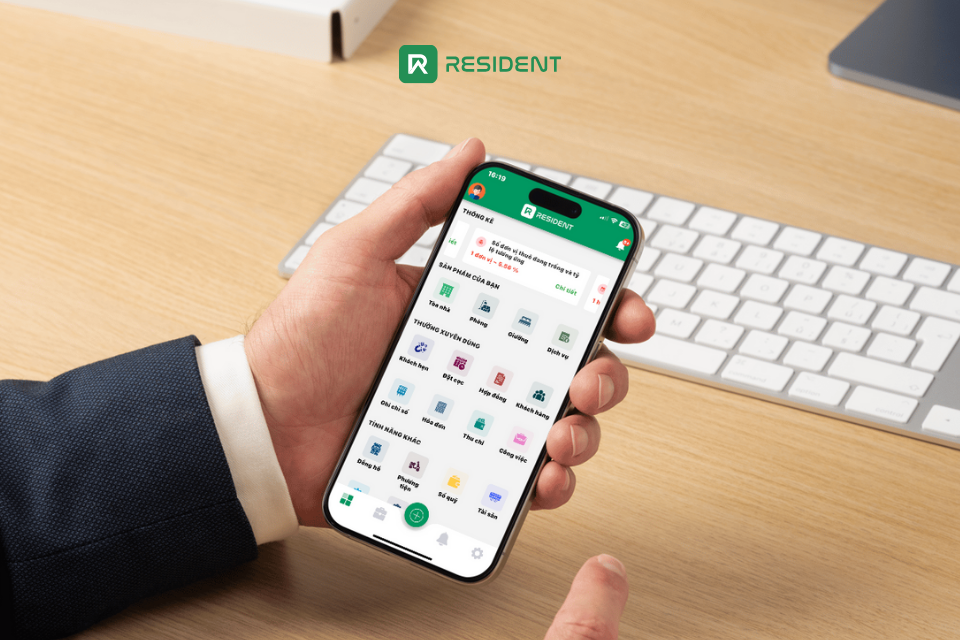Quản lý nhà trọ bằng điện thoại là gì?